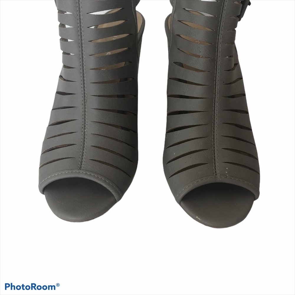 Chinese Laundry heeled sandals - Picture 4 of 14